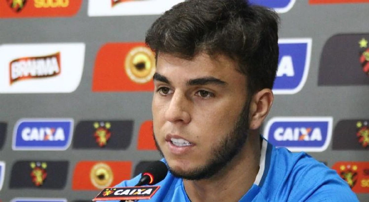 Andrigo teve passagem pelo Vitória em 2018 por Divulgação/ Sport