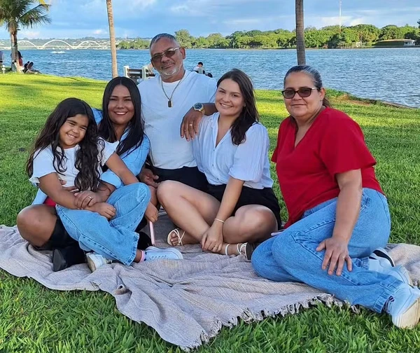 Casa de Chaiany tem quintal espaçoso e piscina por Reprodução