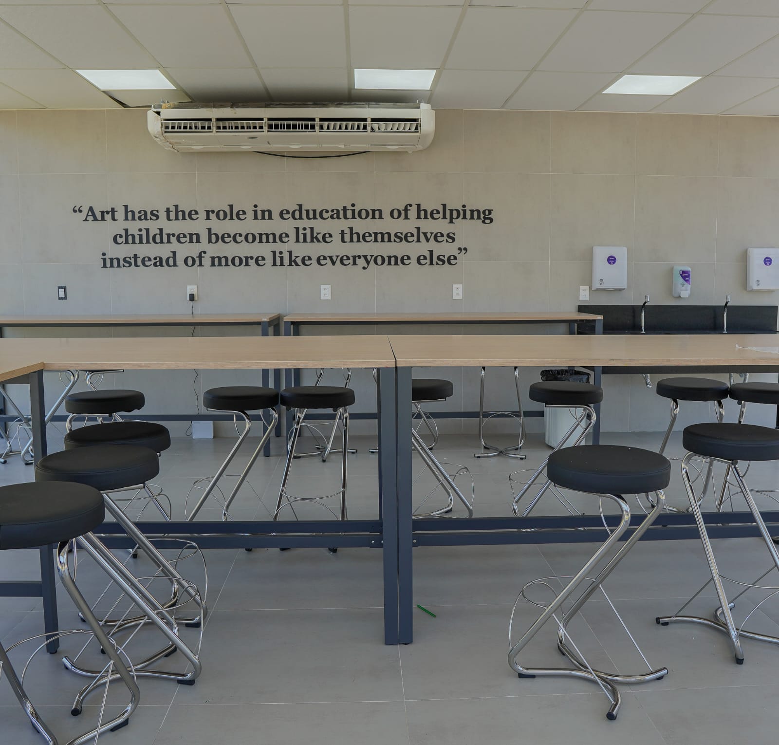 Escola Rembrandt por Divulgação