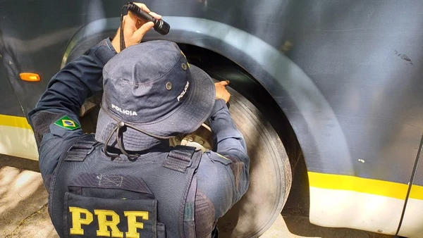 Fiscalização da PRF em Teixeira de Freitas