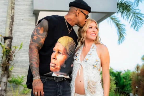 Léo Santana e Lore Improta