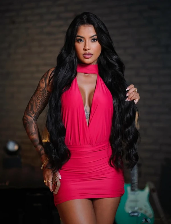 Influenciadora e dançarina Nathalia Farias por Reprodução | Instagram