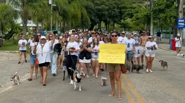 Protesto por Cão Orelha
