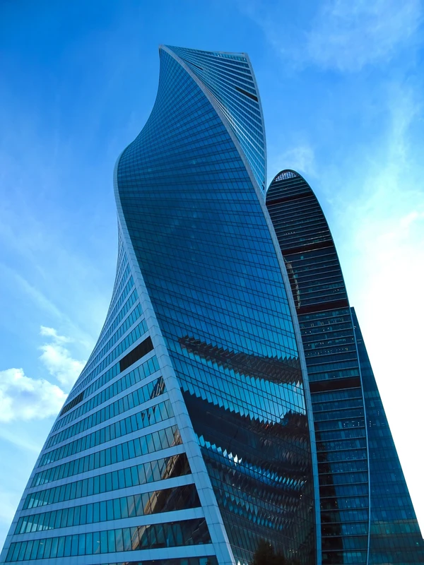 Torre da Evolução (Evolution Tower) em Moscou, Rússia por Shutterstock