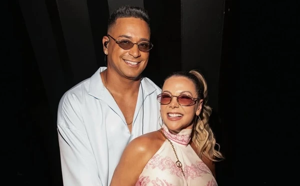 Xanddy relembra 20 anos de casamento e momento de virada na carreira