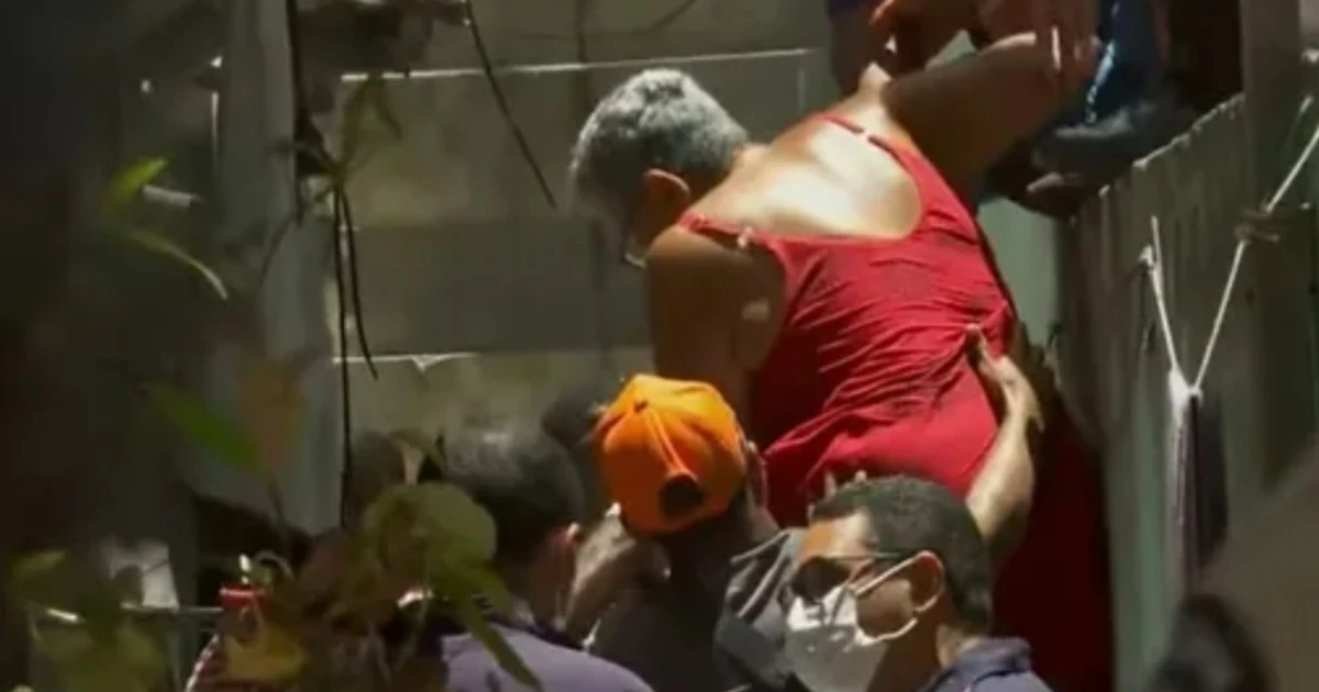 Imagem - Idosa é esfaqueada e feita refém dentro de casa pelo marido em Arembepe