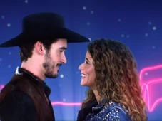 Imagem - ‘Coração Acelerado’: Namoro com João Raul faz vida de Agrado virar de 'ponta a cabeça' após descoberta