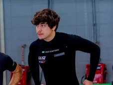 Imagem - Piloto espanca adolescente até deixá-lo inconsciente após briga por chiclete