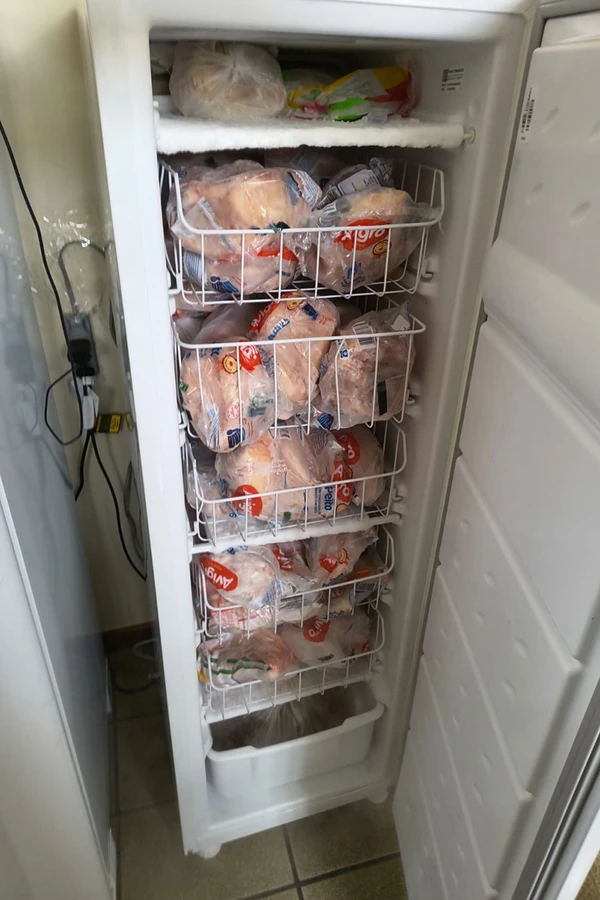 Vigilância Sanitária interdita estabelecimento por funcionamento irregular após denúncia em Feira de Santana por Vigilância Sanitária interdita estabelecimento por funcionamento irregular após denúncia em Feira de Santana