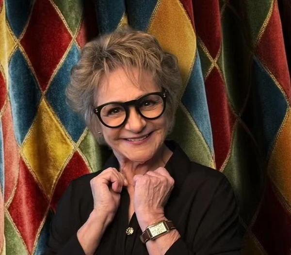 Fafy Siqueira por Reprodução