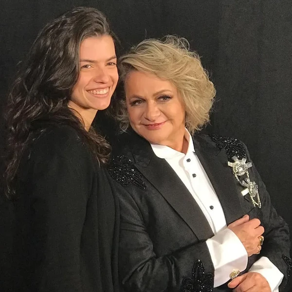 Fafy Siqueira com a mulher, Fernanda Lorenzoni por Reprodução