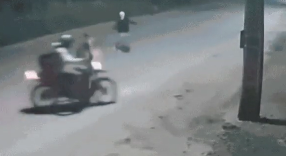 Ladrões roubaram motociclista por Reprodução