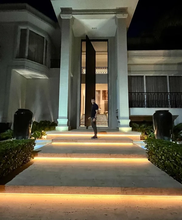 Mansão de Rodrigo Faro por Reprodução