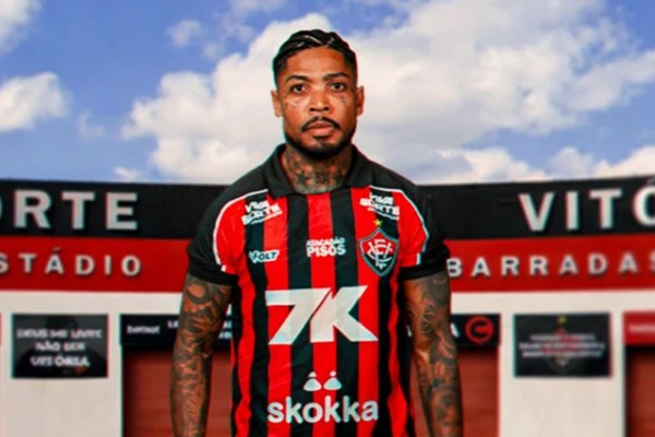 Marinho foi anunciado pelo Vitória