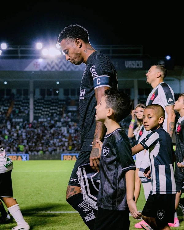 Tchê Tchê é multicampeão no futebol brasileiro por Reprodução/Redes sociais