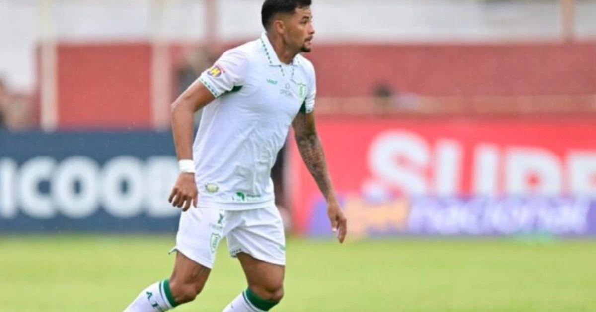 Imagem - Com passagem apagada pelo Vitória, volante está invicto em sua volta ao Brasil