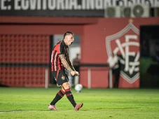 Imagem - Somente 45% dos gols do Vitória marcados sob o comando de Jair Ventura saíram com bola rolando