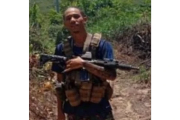 Coringa morreu após granada presa ao corpo detonar por Reprodução