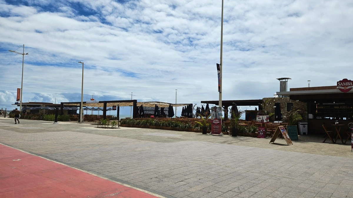 Nova orla de Pituaçu por Ana Paula Lacerda/CORREIO