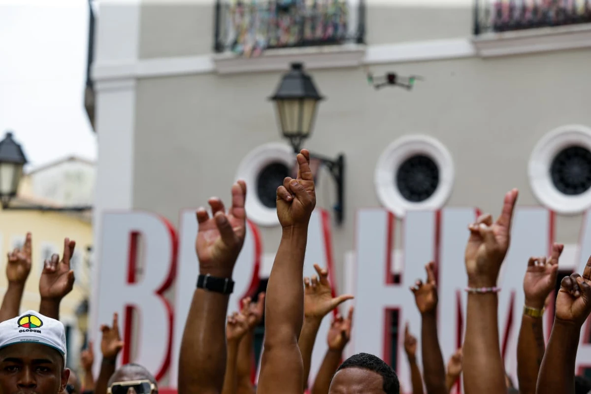 Olodum convoca Ancelotti a conhecer Carnaval de Salvador em ação da Brahma por Arisson Marinho/CORREIO