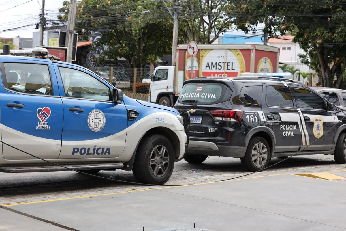 Polícia Civil faz operação em postos de combustíveis na RMS por Bruno Ricardo/Divulgação