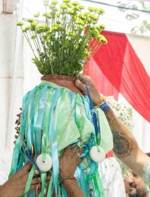 Presente para Iemanjá feito no terreiro Ile Axé Opo Yia Ogunte por Divulgação