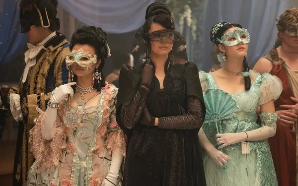 Quarta temporada de Bridgerton é inspirada no terceiro livro da série, Um perfeito Cavalheiro por Divulgação/Netflix