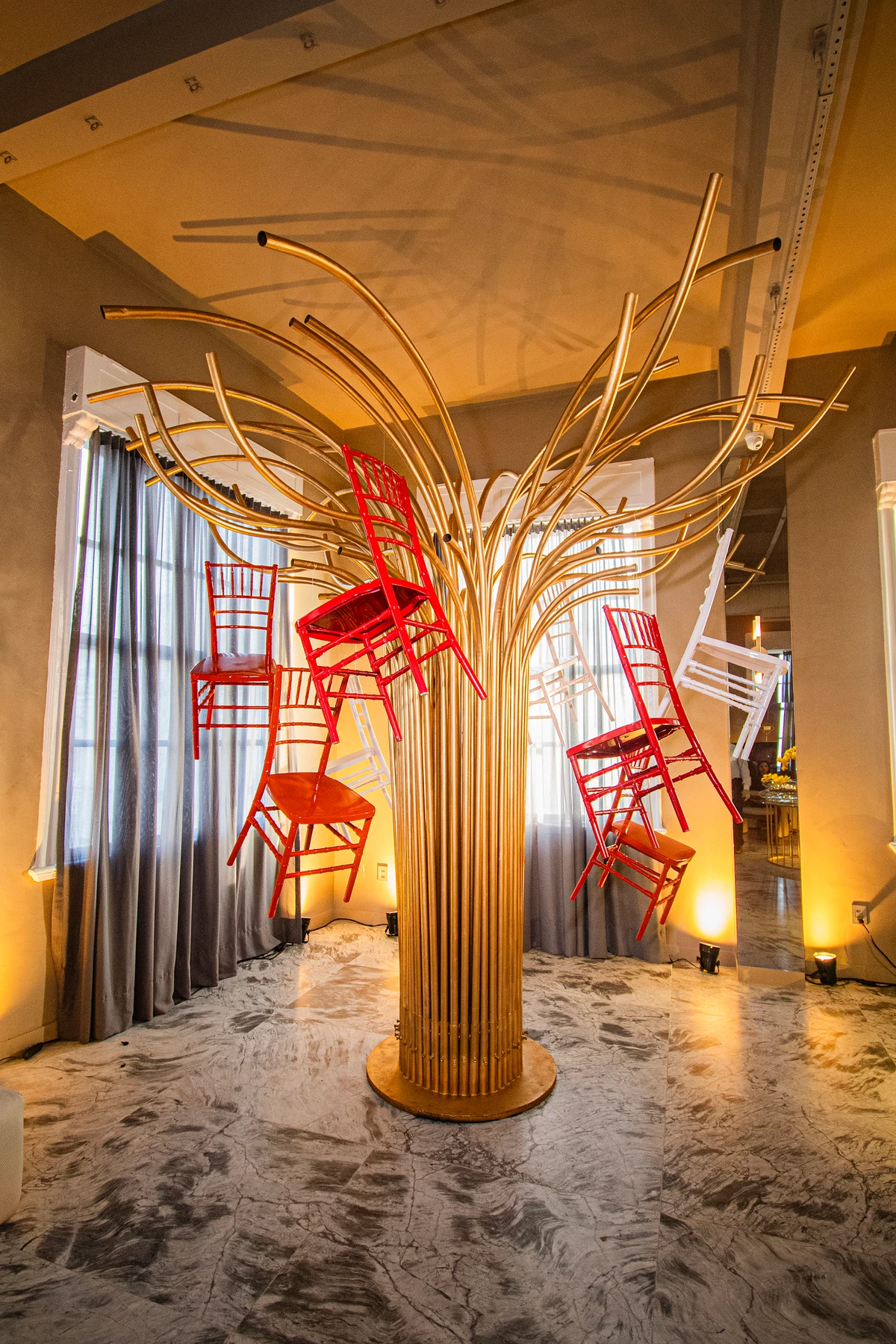 Suporte Eventos investe em acervo com peças que vão do clássico ao contemporâneo e do rústico ao minimalista por Divulgação