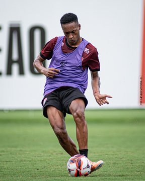 Apresentação do Vitória após vitória contra o Remo por Victor Ferreira/ECV