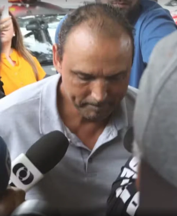 Cléber Rosa de Oliveira por Reprodução