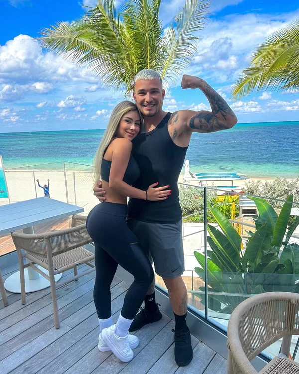 Georgia Azevedo e MC Gui por Reprodução/Instagram