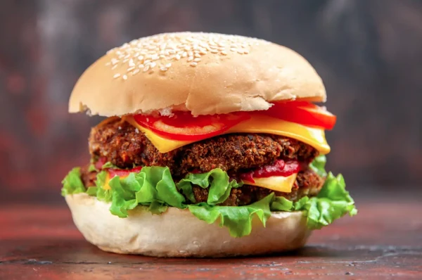 Aprenda a fazer hambúrguer caseiro por Reprodução