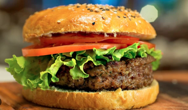 Aprenda a fazer hambúrguer caseiro por Reprodução