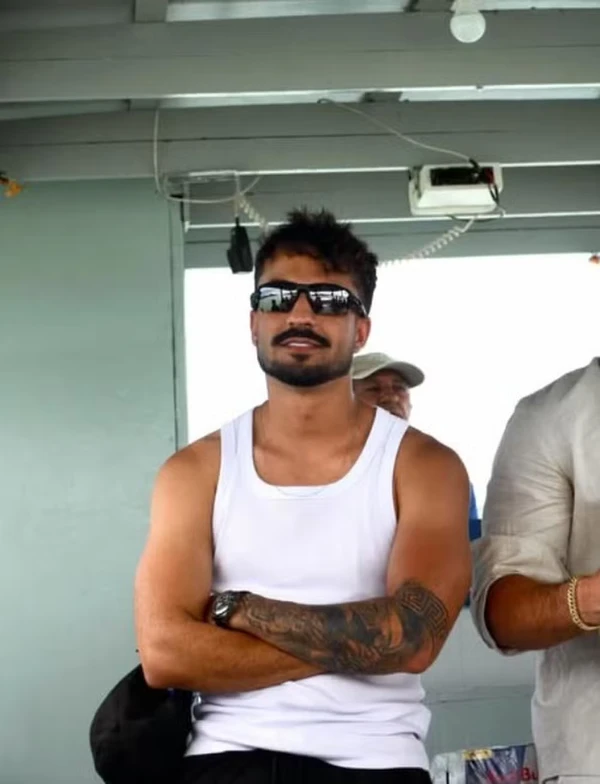 Influenciador de Goiânia, Jonathan Coelho, é apontado como novo affair de Ana Castela por Reprodução/Redes Sociais