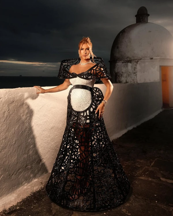 Léo Santana e Lore Improta comandaram a Noite da Aclamação, reunindo famosos, show de Ivete Sangalo e mais de R$ 600 mil por Reprodução/Instagram