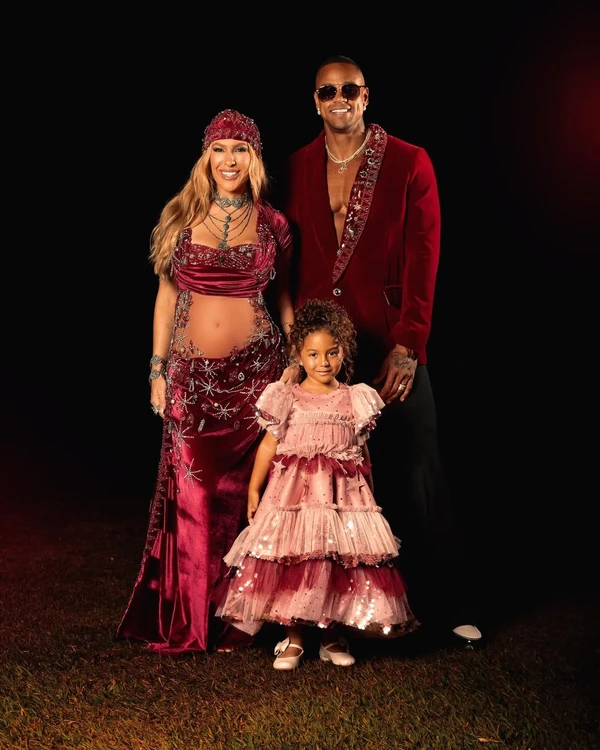 Léo Santana e Lore Improta comandaram a Noite da Aclamação, reunindo famosos, show de Ivete Sangalo e mais de R$ 600 mil por Reprodução/Instagram