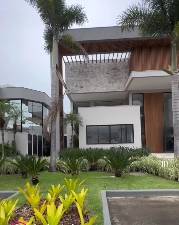 Lucas Paquetá construiu mansão para os pais por Studio Lucio Nocito/ instagram