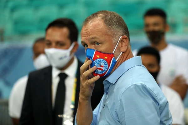 Mano Menezes durante passagem no Bahia por Felipe Oliveira / EC Bahia