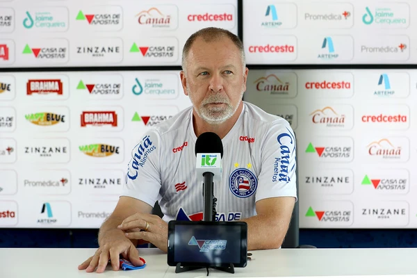Mano Menezes durante passagem no Bahia por Felipe Oliveira / EC Bahia