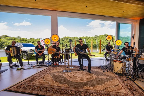 Mansão de Gusttavo Lima em Goiás por Reprodução