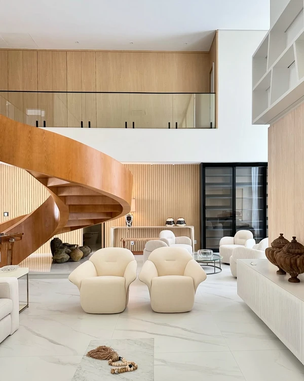 Mansão de Lucas Paquetá une luxo. clima de praia e áreas de convivência por Studio Lucio Nocito/Instagram