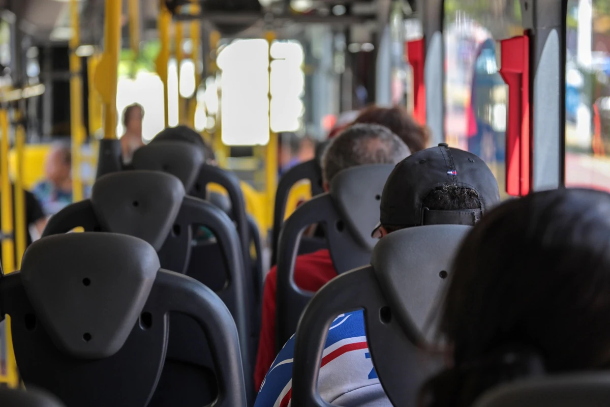Movimentação em ônibus por Bruno Concha / Secom PMS