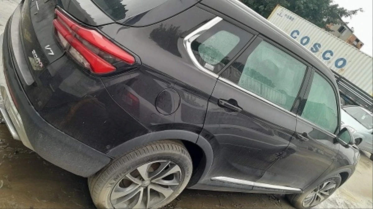 SUV Brilliance 2019, com lance inicial de R$ 22,5 mil por Receita Federal