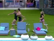 Imagem - Globo mostra imagens inéditas do empurrão que selou a expulsão de Paulo Augusto no BBB 26