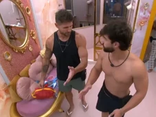 Imagem - BBB 26: Jonas acusa PA de empurrão na corrida pelo Big Fone: 'Quero ver imagens'