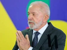 Imagem - Lula recebe alta após cirurgia no olho esquerdo