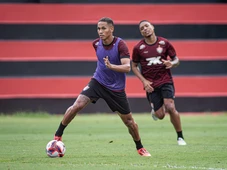 Imagem - No sintético, Vitória enfrenta Barcelona de Ilhéus no Baianão para voltar ao G-4