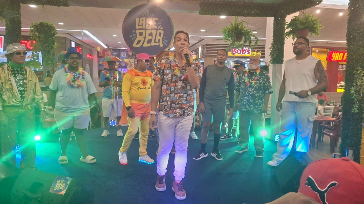 Apresentação dos candidados a Rei Momo no Laje do Bela por Divulgação