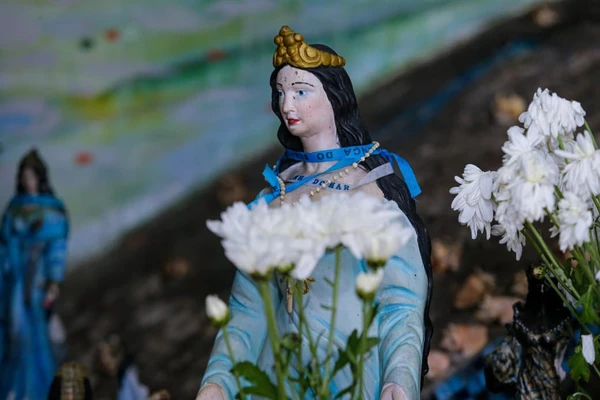 Desde quando Iemanjá é branca? por Arisson Marinho