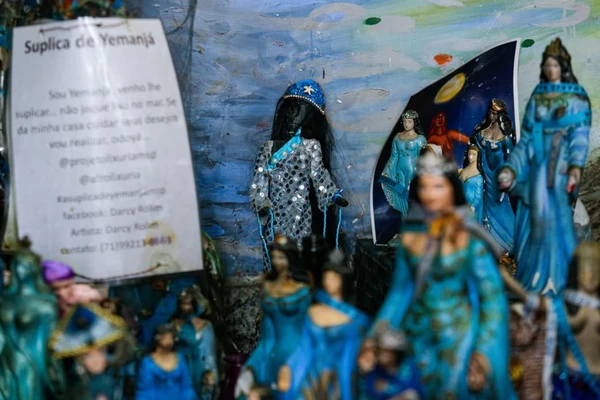 Desde quando Iemanjá é branca? por Arisson Marinho